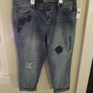 NWT GAP Boyfriend Fit Cropped jeans w size 18/34R